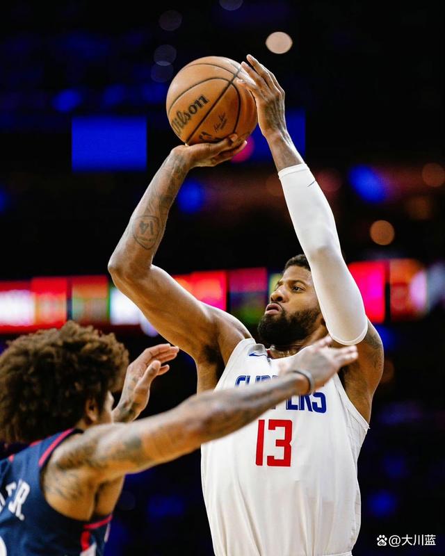 包含黄蜂险胜中国男篮,乔治爆发神勇的词条 包含黄蜂险胜中国男篮,乔治爆发神勇的词条