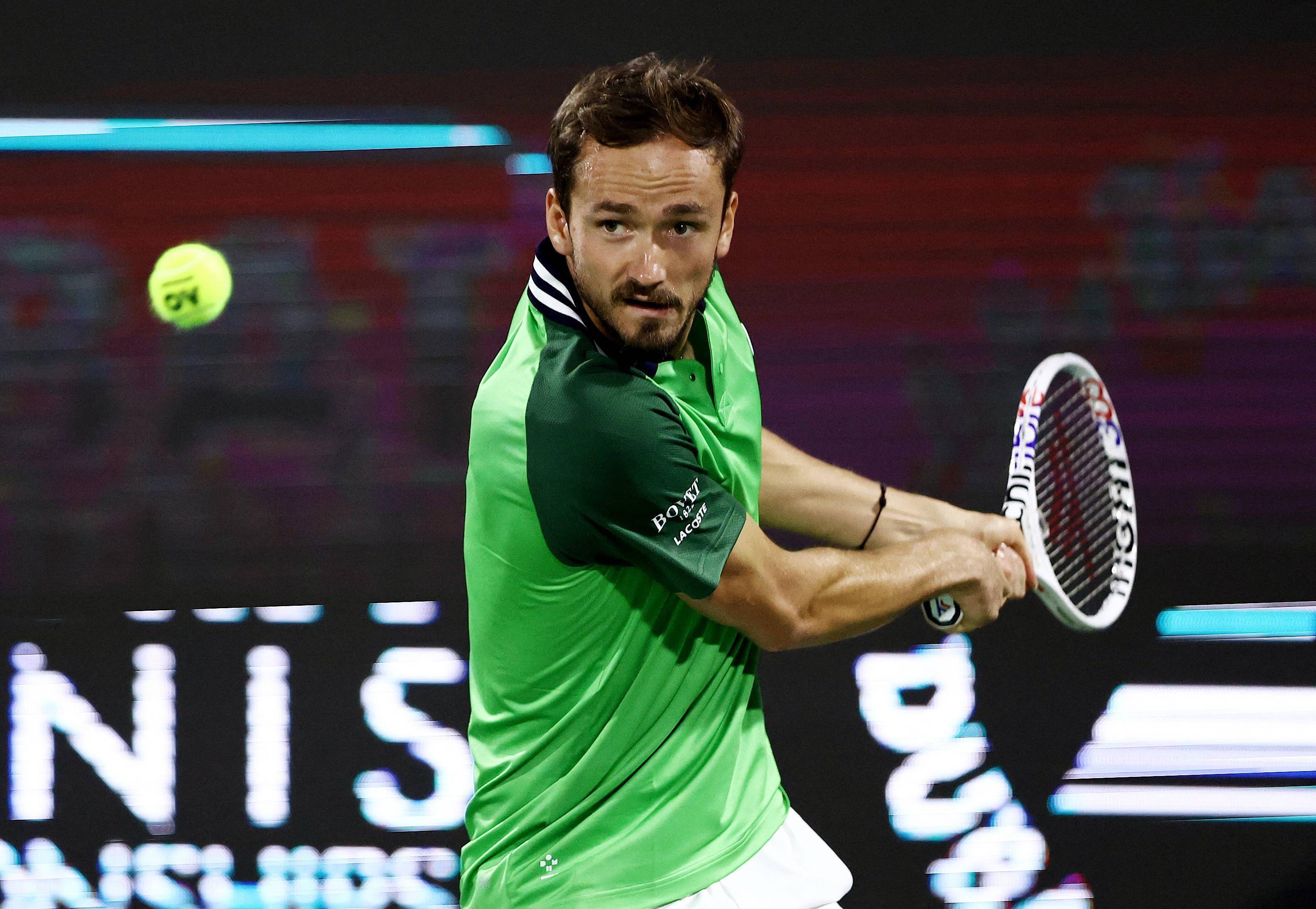 世界网球队翻盘英国网球队，梅德韦杰夫送出助攻的简单介绍