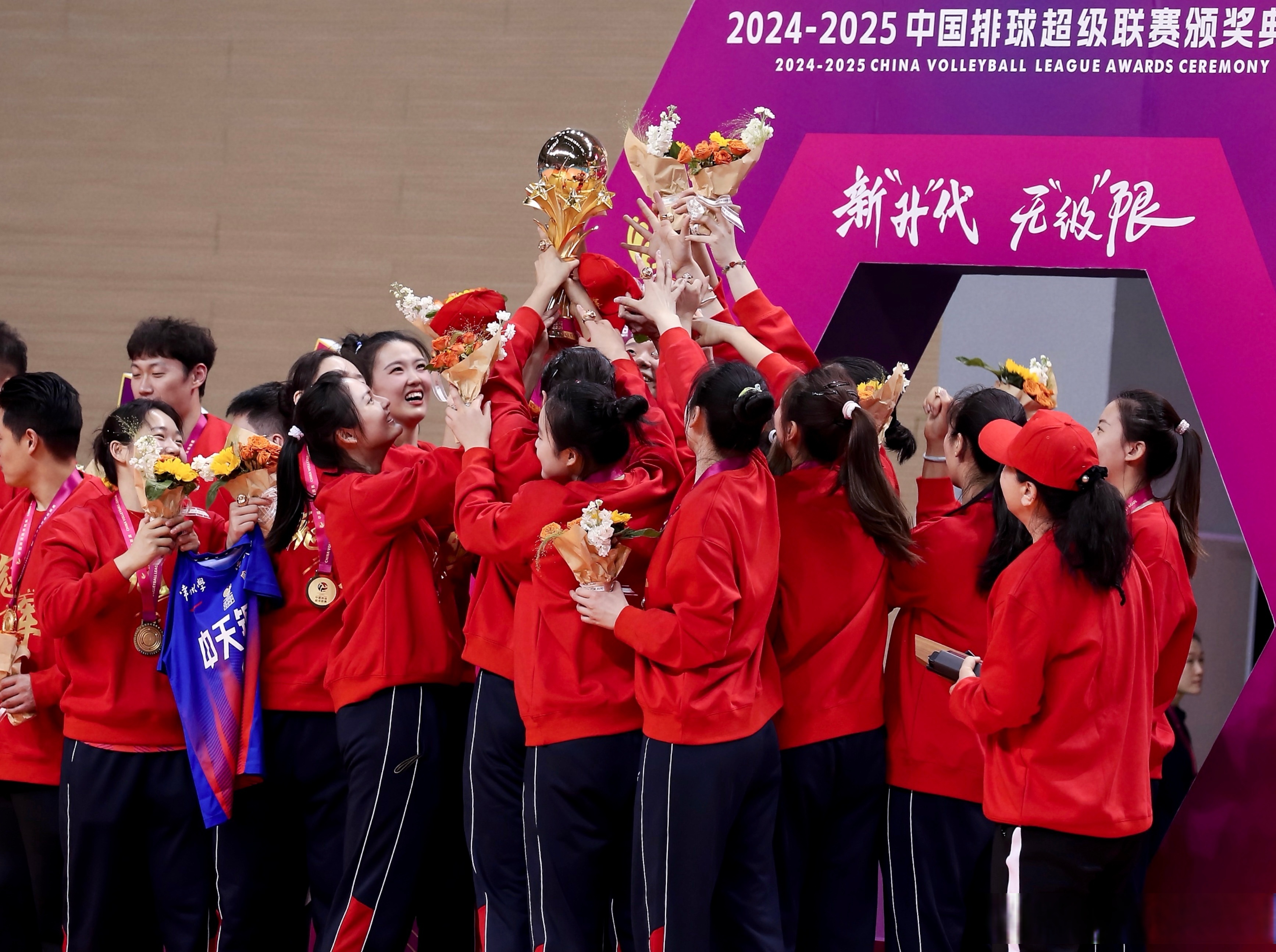 排球小组赛落幕,强队悉数晋级的简单介绍 排球小组赛落幕,强队悉数晋级的简单介绍